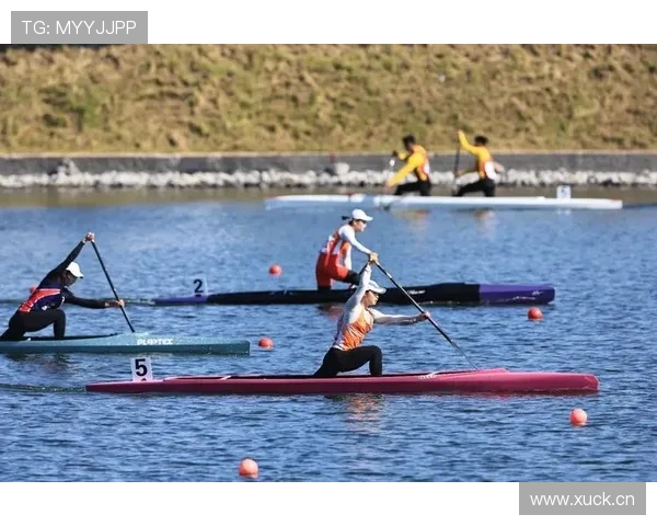 世界皮划艇锦标赛静水项目的桨频控制